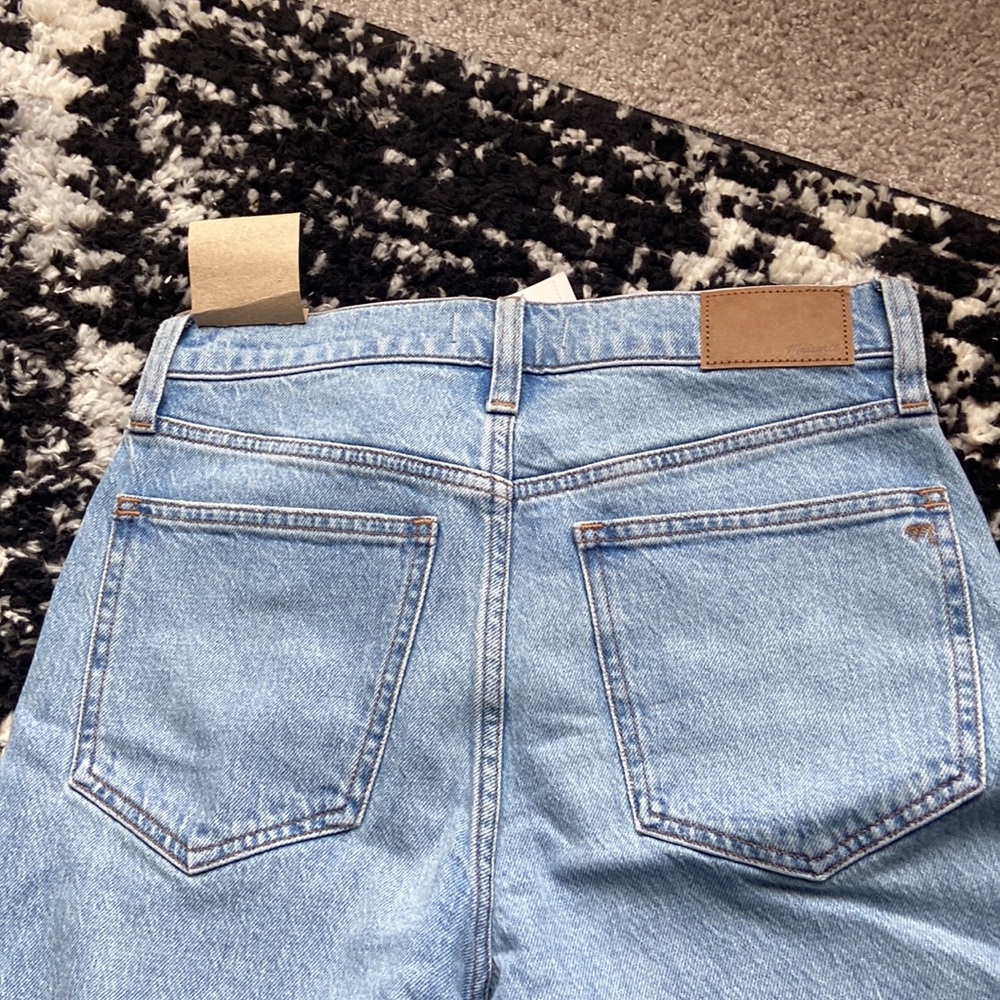 Madewell Vintage Jeans - Picture 2 of 4